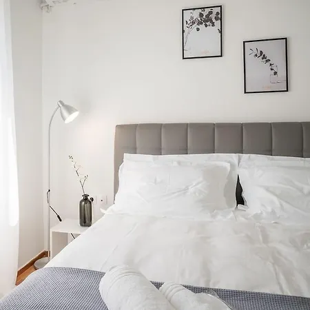 Apartment Modern Design Near Acropolis 2